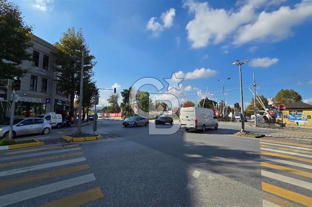 Donatımda Kavşak Köşesi  Enver Erişir İşMerkezi Satılık Ofis