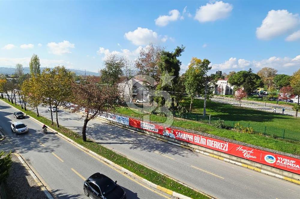 Donatımda Kavşak Köşesi  Enver Erişir İşMerkezi Satılık Ofis