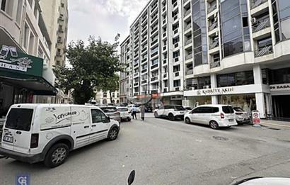 İZMİR KONAK'TA SATILIK OFİS