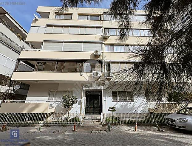 KARŞIYAKA BEYAZ BALON ANAOKULU SOKAĞINDA KİRALIK GENİŞ 3+1 DAİRE