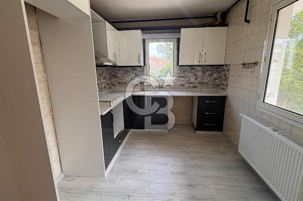 Urla Denizli Mahallesi’nde Denize 150m Kiralık Daire