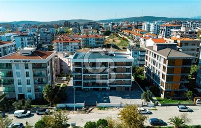 İZMİR SEFERİHİSAR CAMİKEBİR MAHALLESİ – ANA CADDE ÜZERİNDE YENİ SIFIR 2+1 DAİRE