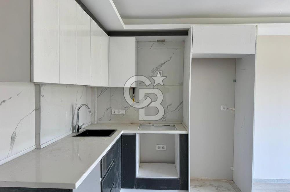 İZMİR SEFERİHİSAR CAMİKEBİR MAHALLESİ – ANA CADDE ÜZERİNDE YENİ SIFIR 2+1 DAİRE