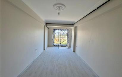 İZMİR SEFERİHİSAR CAMİKEBİR MAHALLESİ – ANA CADDE ÜZERİNDE YENİ SIFIR 2+1 DAİRE