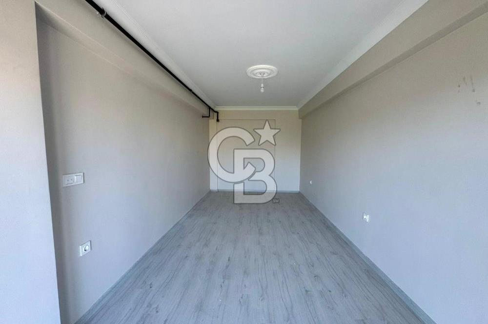 İZMİR SEFERİHİSAR CAMİKEBİR MAHALLESİ – ANA CADDE ÜZERİNDE YENİ SIFIR 2+1 DAİRE