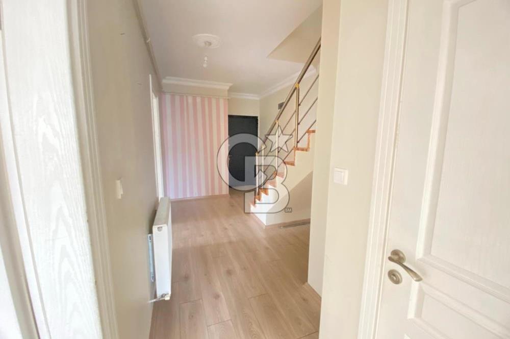 CB ENVOY | Gölcük İpekyolu Blv 4+1 Çatı Dubleks Kiralık Daire