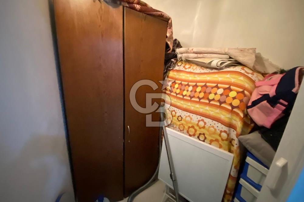 SULTAN FATİH CADDESİ YAKINI ASANSÖRLÜ ALTINDA DAİRE VAR 2+1