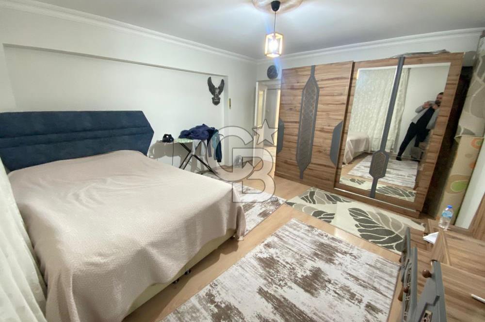 SULTAN FATİH CADDESİ YAKINI ASANSÖRLÜ ALTINDA DAİRE VAR 2+1