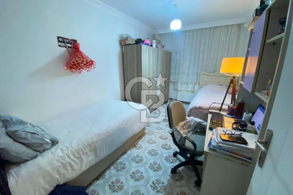 SULTAN FATİH CADDESİ YAKINI ASANSÖRLÜ ALTINDA DAİRE VAR 2+1