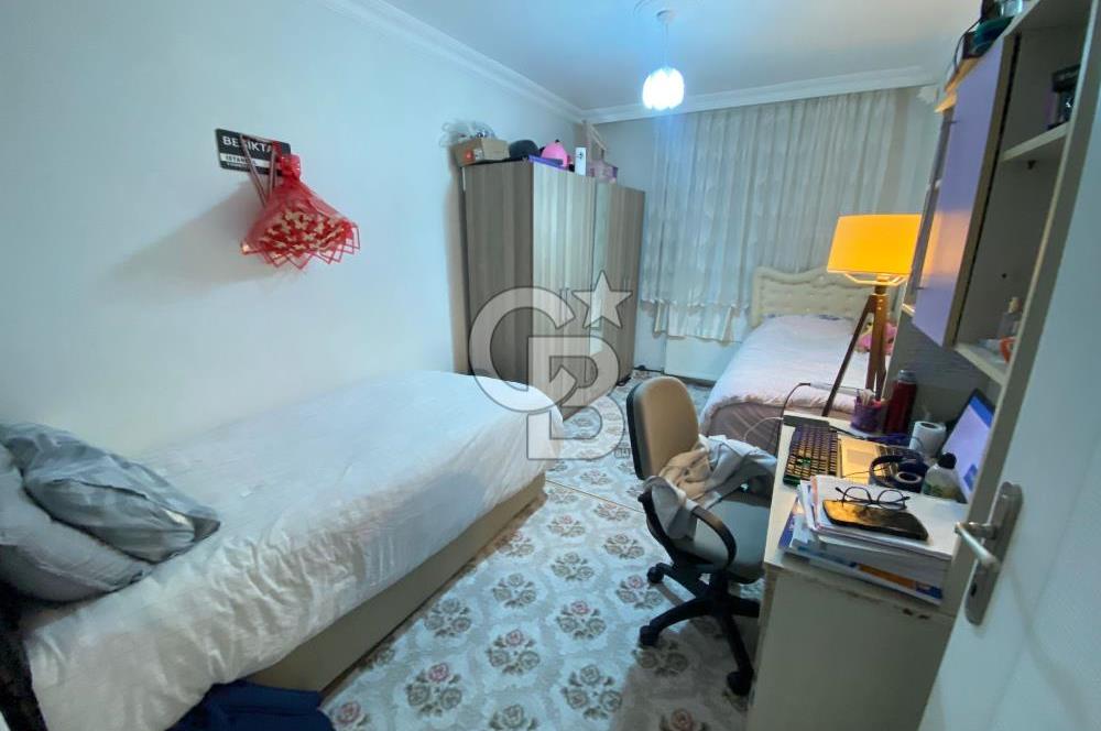 SULTAN FATİH CADDESİ YAKINI ASANSÖRLÜ ALTINDA DAİRE VAR 2+1