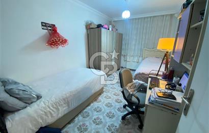 SULTAN FATİH CADDESİ YAKINI ASANSÖRLÜ ALTINDA DAİRE VAR 2+1