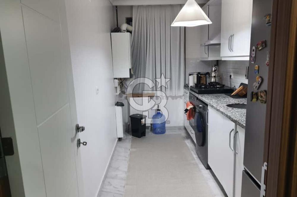 Sultangazi Zübeyde Hanım Mahallesinde Ara Kat Satılık 2+1 Daire