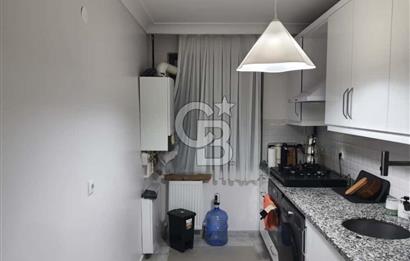 Sultangazi Zübeyde Hanım Mahallesinde Ara Kat Satılık 2+1 Daire