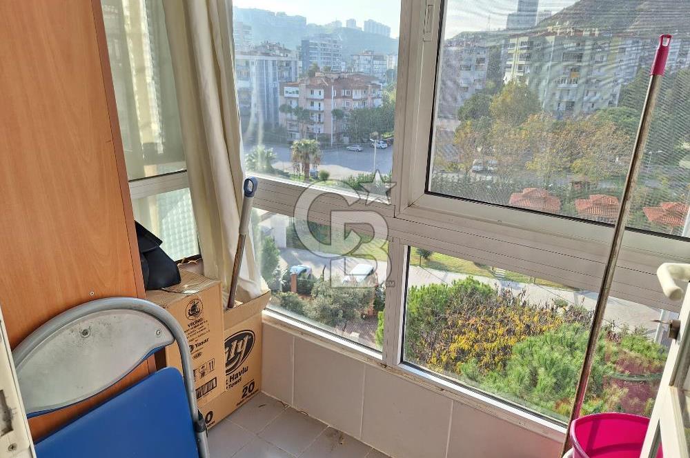 Karşıyaka Zübeyde Hanım Mah. 3+1  Önü Açık Satılık Daire