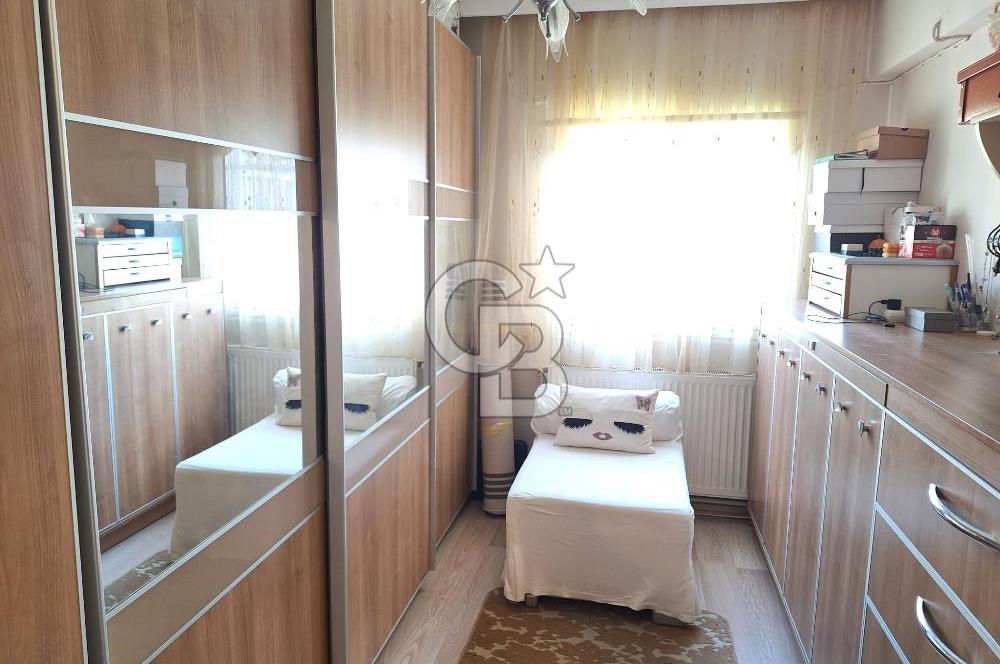 Karşıyaka Zübeyde Hanım Mah. 3+1  Önü Açık Satılık Daire