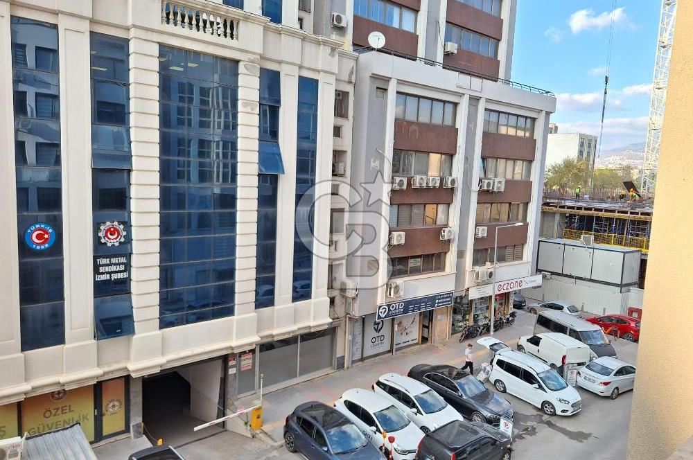 Konak İsmet Kaptan Mah.satılık Ofis