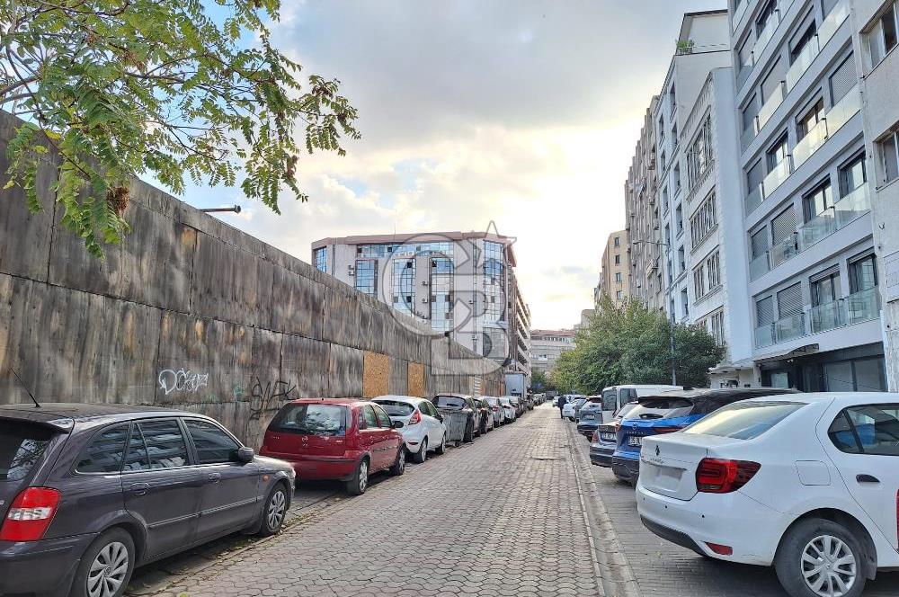 Konak İsmet Kaptan Mah.satılık Ofis