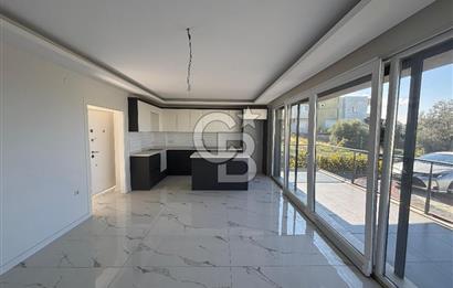 CB KİNG'DEN BUHANİYE/PELİTKÖY DENİZ MANZARALI SATILIK VİLLA