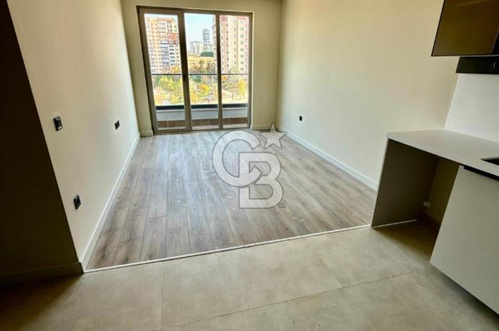 BORDO YAŞAMKENT'TE SIFIR OTURUMA HAZIR BALKONLU LÜX YAPILI 1+1