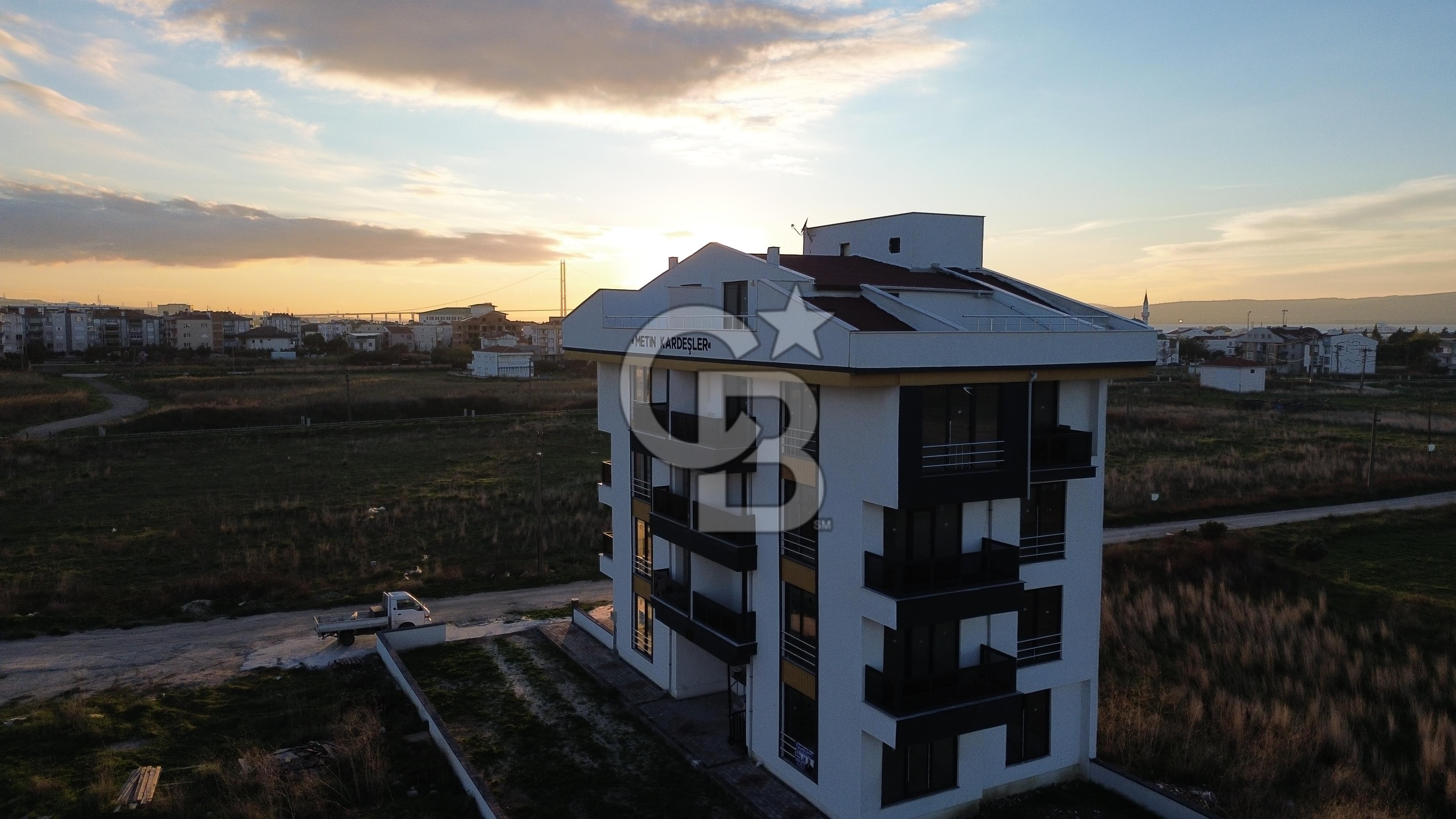ÇANAKKALE LAPSEKİ / DALYAN MAHALLESİ’NDE SATILIK SIFIR 1+1 DAİRE