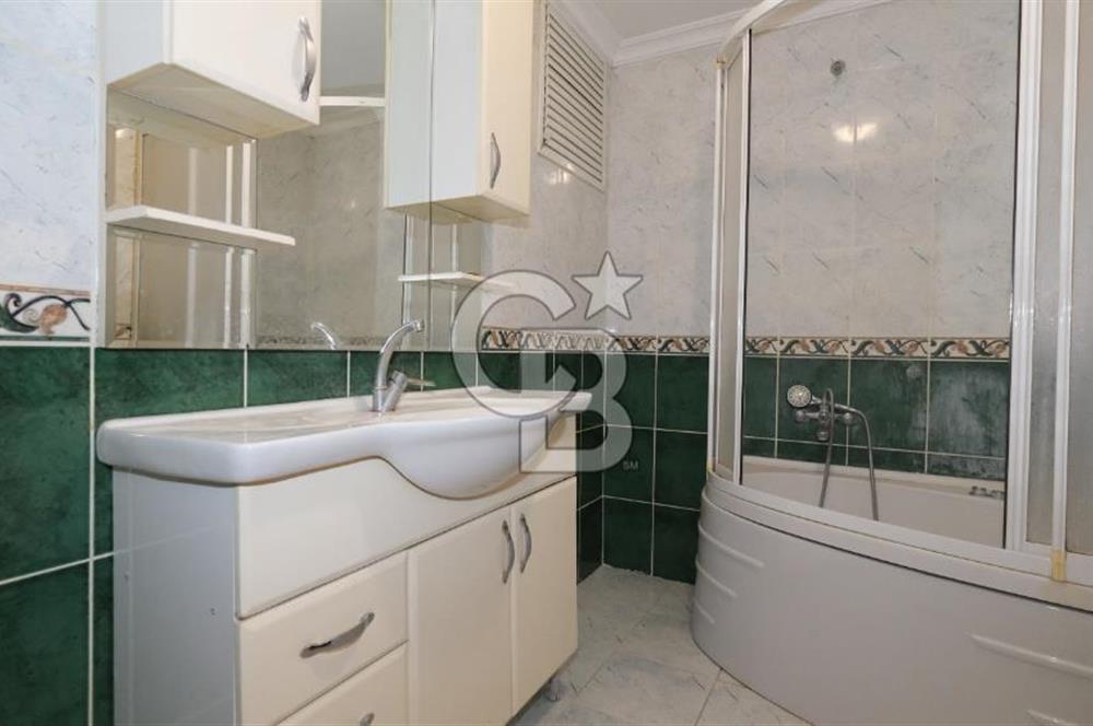 YAŞAMKENT BASIN KULÜP 1 SİTESİNDE SATILIK 4+1 DAİRE