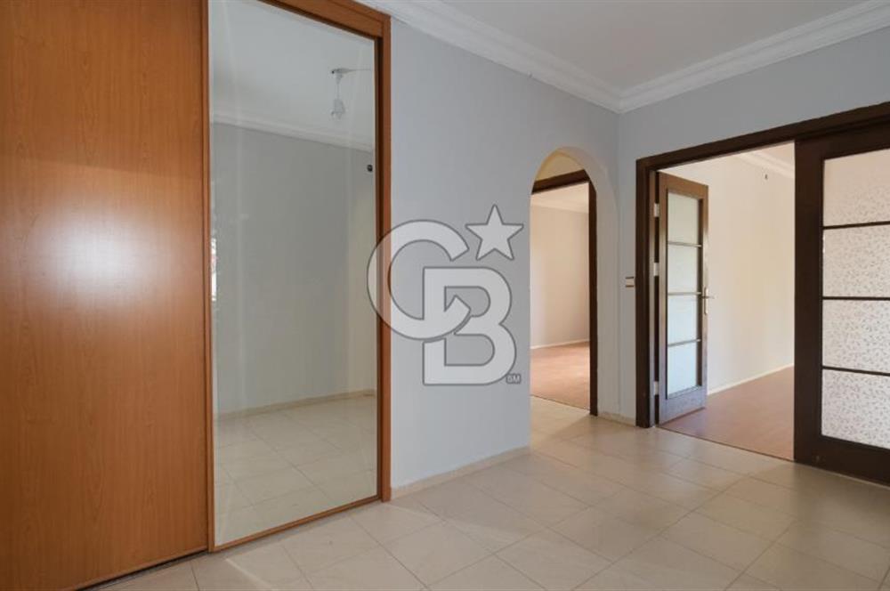 YAŞAMKENT BASIN KULÜP 1 SİTESİNDE SATILIK 4+1 DAİRE