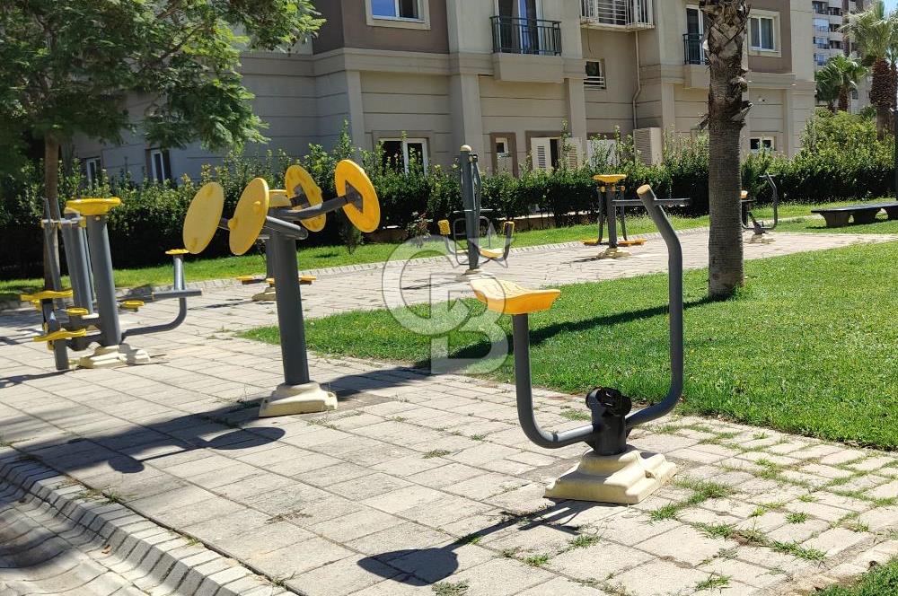 İZMİR MAVİŞEHİR SOYAK A BÖLGESİ'NDE TADİLATLI 2+1 SATILIK DAİRE