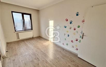 SULTAN FATİH CD YAKINI SİTEDE PANORAMİK MANZARALI ÇİFT GİRİŞ 5+1