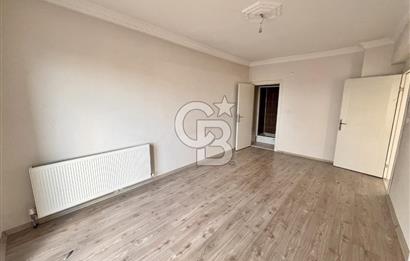 SULTAN FATİH CD YAKINI SİTEDE PANORAMİK MANZARALI ÇİFT GİRİŞ 5+1