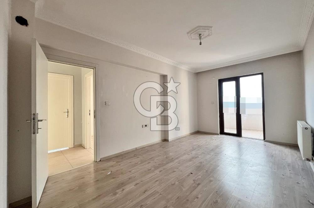 SULTAN FATİH CD YAKINI SİTEDE PANORAMİK MANZARALI ÇİFT GİRİŞ 5+1