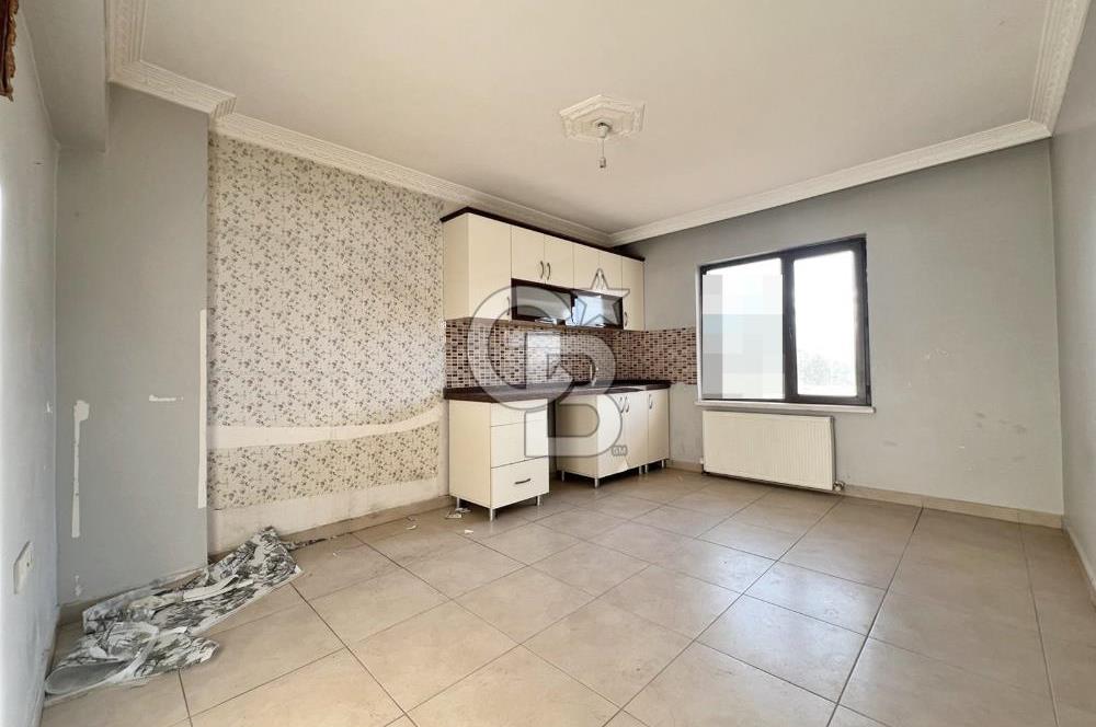 SULTAN FATİH CD YAKINI SİTEDE PANORAMİK MANZARALI ÇİFT GİRİŞ 5+1