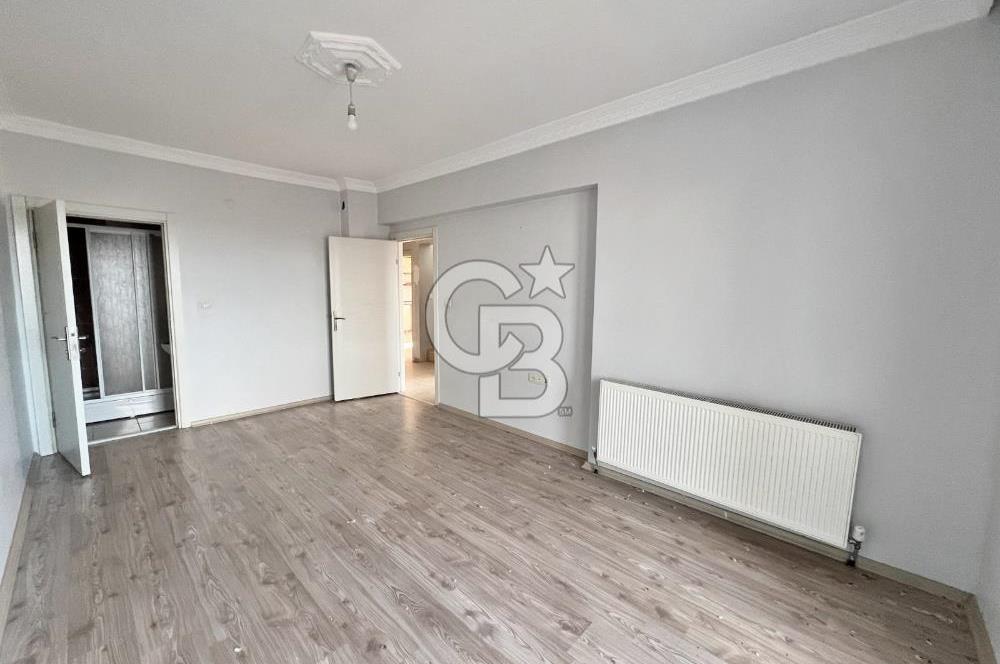 SULTAN FATİH CD YAKINI SİTEDE PANORAMİK MANZARALI ÇİFT GİRİŞ 5+1