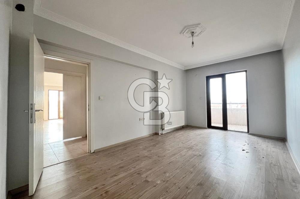 SULTAN FATİH CD YAKINI SİTEDE PANORAMİK MANZARALI ÇİFT GİRİŞ 5+1