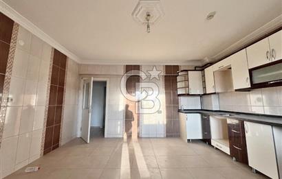 SULTAN FATİH CD YAKINI SİTEDE PANORAMİK MANZARALI ÇİFT GİRİŞ 5+1