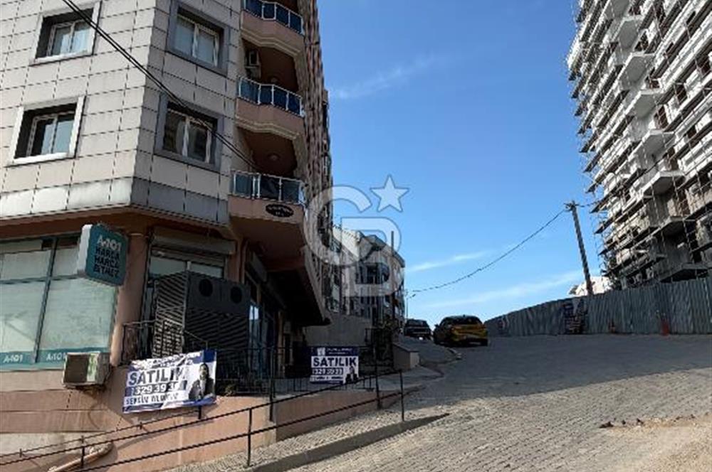 İzmir Küçük Çiğli ‘ de Satılık Kurumsal Kiracılı Dükkan CB-PH