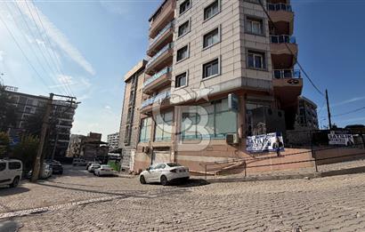 İzmir Küçük Çiğli ‘ de Satılık Kurumsal Kiracılı Dükkan CB-PH
