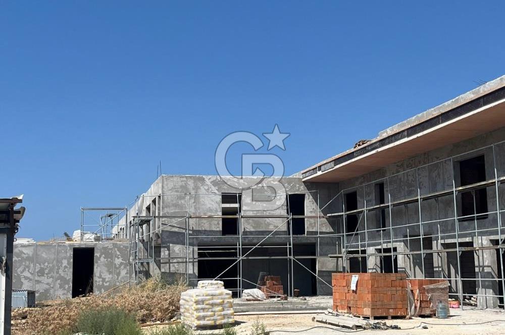 Inn Saranda Terrace’da 3+1 Müstakil Bahçe ve Havuzlu Satılık 168m2 Dubleks Daire