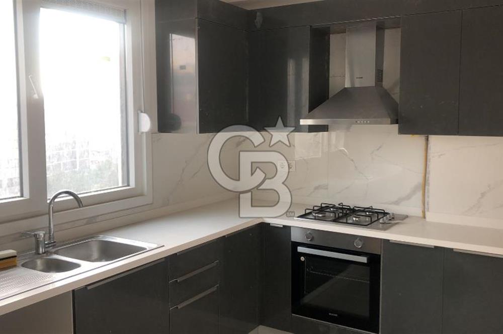 ERENKÖYDE MARMARAY VE MİNİBÜSE YAKIN SIFIR 2+1 DAİRE