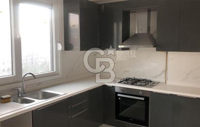 ERENKÖYDE MARMARAY VE MİNİBÜSE YAKIN SIFIR 2+1 DAİRE