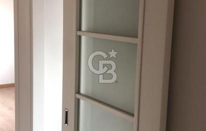 ERENKÖYDE MARMARAY VE MİNİBÜSE YAKIN SIFIR 2+1 DAİRE