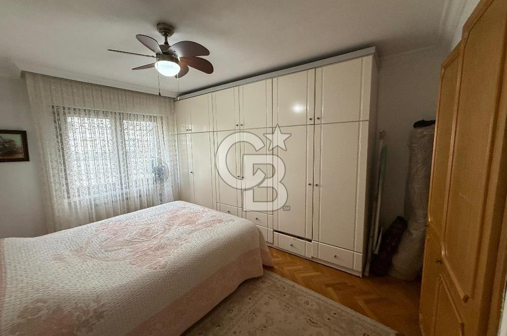 Karşıyaka Bostanlı Muhteşem Lokasyonda Satılık Lux 4+1 Daire