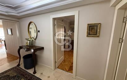 Karşıyaka Bostanlı Muhteşem Lokasyonda Satılık Lux 4+1 Daire