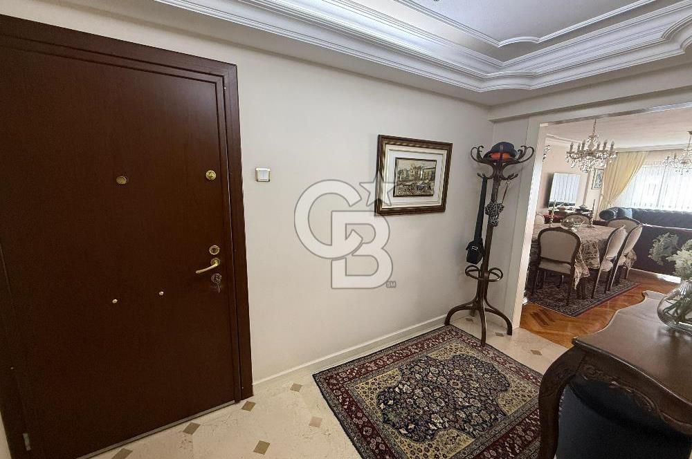 Karşıyaka Bostanlı Muhteşem Lokasyonda Satılık Lux 4+1 Daire