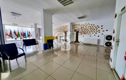 CADDE ÜZERİ TOPLU ULAŞIM MERKEZİ KONUM 3000M2 KOMPLE KİRALK BİNA