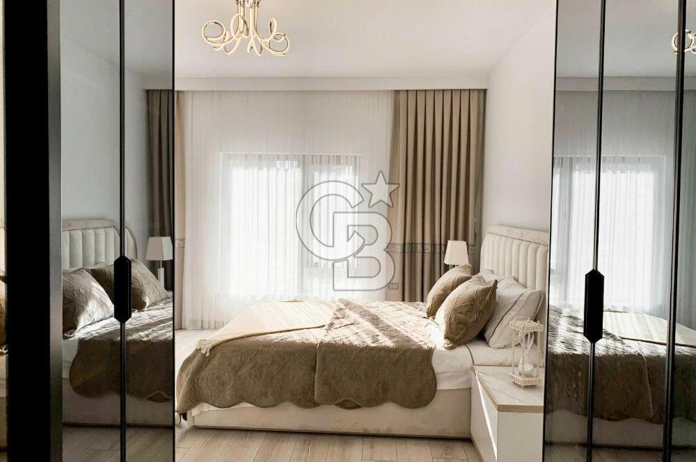 2 BLOKLU SİTEDE 7/24 GÜVENLKLİ ORTA KAT LÜX YAPILI MASRAFSIZ 4+1