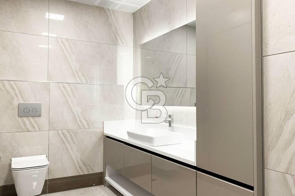 2 BLOKLU SİTEDE 7/24 GÜVENLKLİ ORTA KAT LÜX YAPILI MASRAFSIZ 4+1