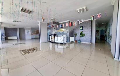 CADDE ÜZERİ TOPLU ULAŞIM MERKEZİ KONUM 3000M2 KOMPLE KİRALK BİNA