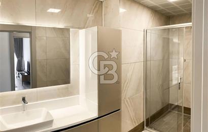 2 BLOKLU SİTEDE 7/24 GÜVENLKLİ ORTA KAT LÜX YAPILI MASRAFSIZ 4+1