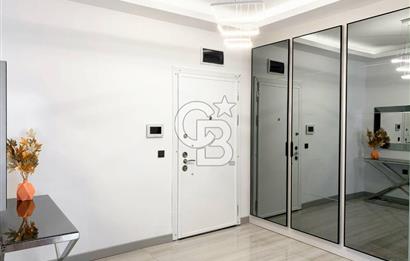 2 BLOKLU SİTEDE 7/24 GÜVENLKLİ ORTA KAT LÜX YAPILI MASRAFSIZ 4+1