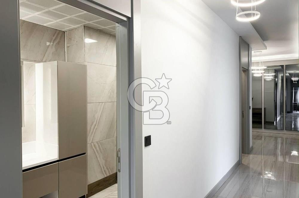 2 BLOKLU SİTEDE 7/24 GÜVENLKLİ ORTA KAT LÜX YAPILI MASRAFSIZ 4+1